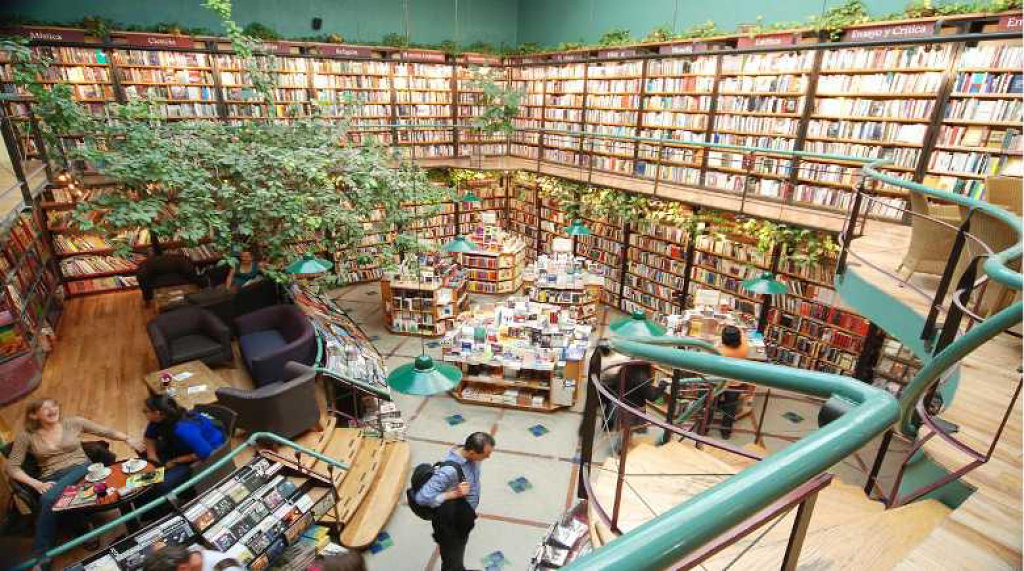 A paradise for bookworms in the centre of Mexico