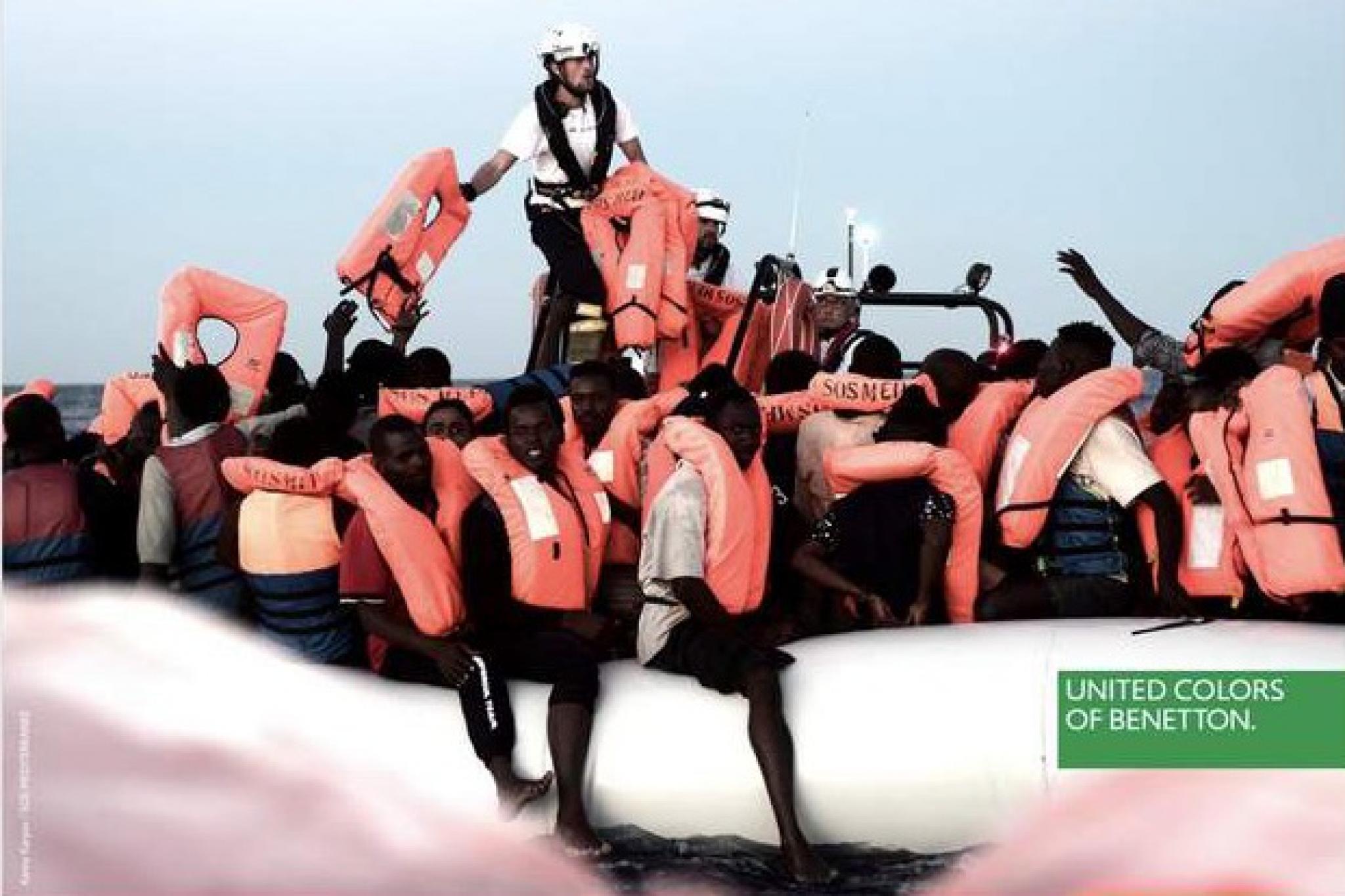 Photos refugees advertise Benetton
