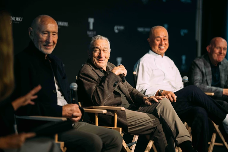 Wspólnota i rytuał. Robert De Niro, Nobu Matsuhisa i Meir Teper w Warszawie