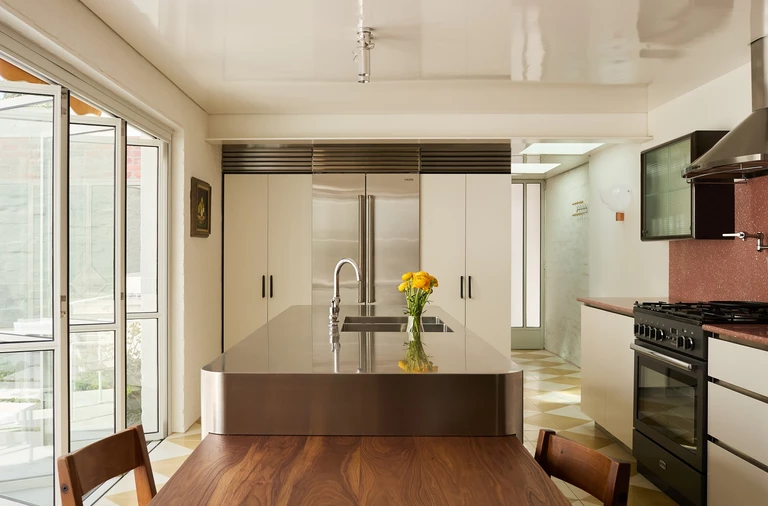 Nowe życie wiktoriańskiej kamienicy. Zaglądamy na przedmieścia Melbourne