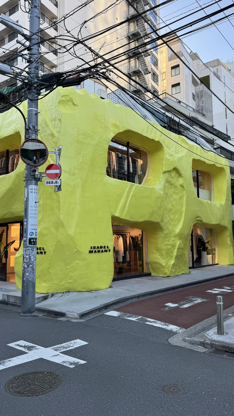 Flagowy butik Isabel Marant niczym instalacja artystyczna
