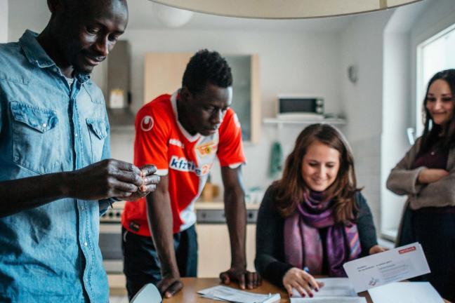 Accept the refugees under your roof with Airbnb