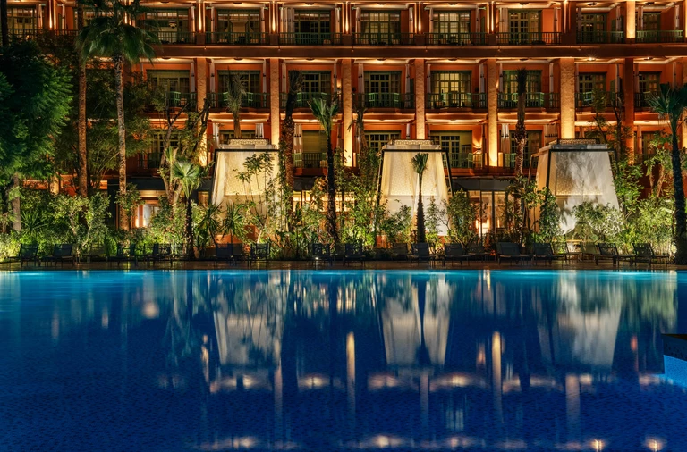 Podróż do kolorowej baśni. Niecałe 5 godzin lotu do Marrakeszu, miasta ukochanego przez artystów