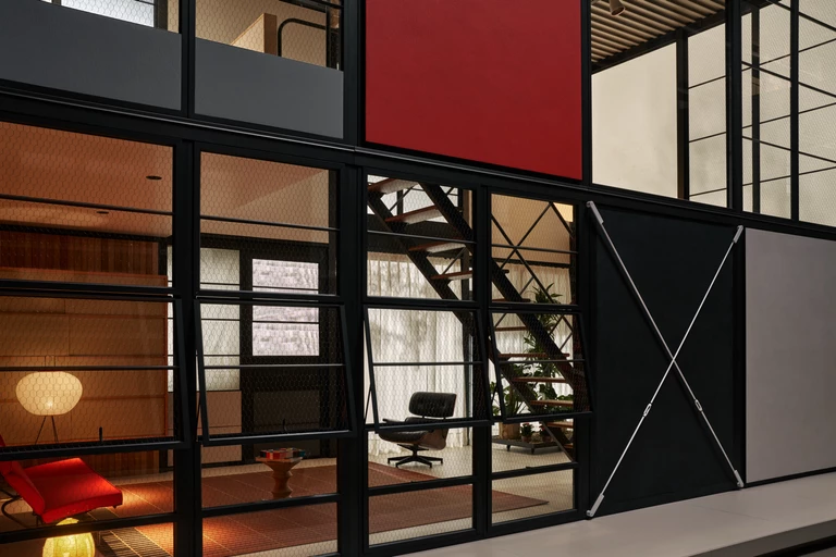 Zbuduj sobie dom Eamesów. Kettal i Eames Office wskrzeszają ideę domu uniwersalnego