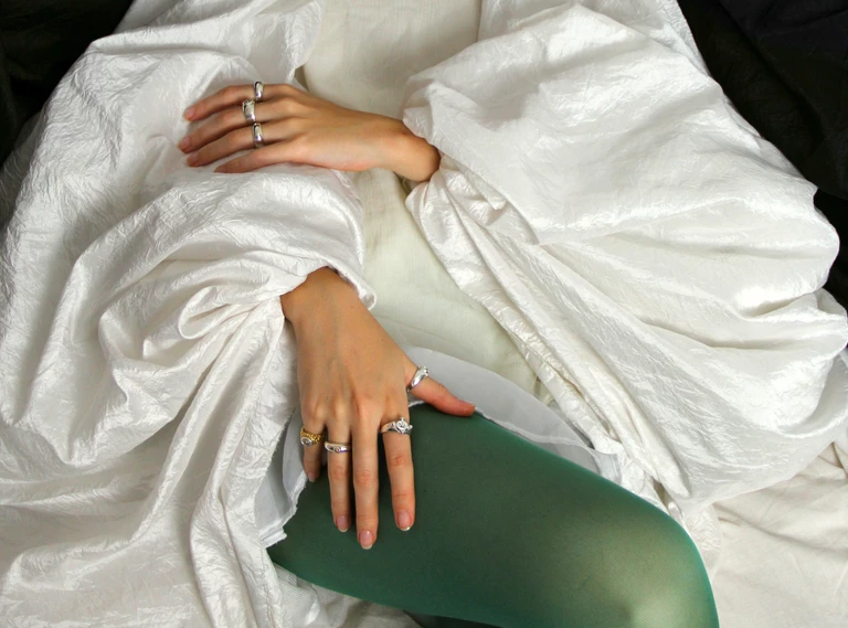 Trzy wschodzące marki biżuteryjne, na które warto mieć oko