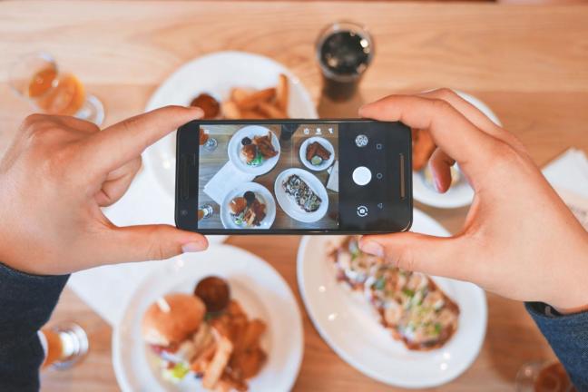 Gdyńska restauracja oferuje rabat za odłożenie telefonu