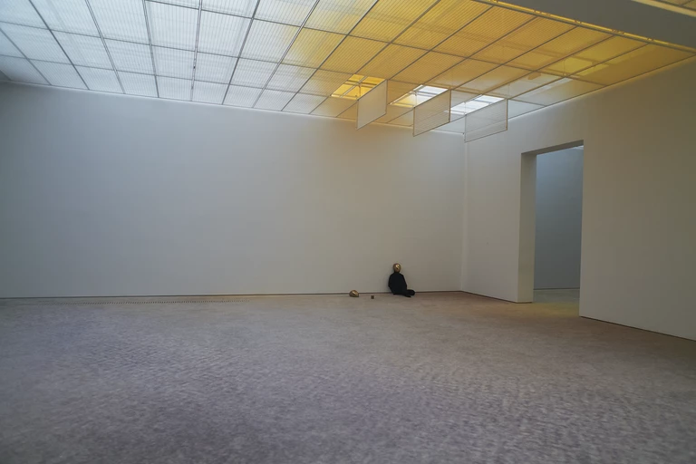 Artysta zamienił muzeum projektu Renzo Piano w surrealistyczny organizm