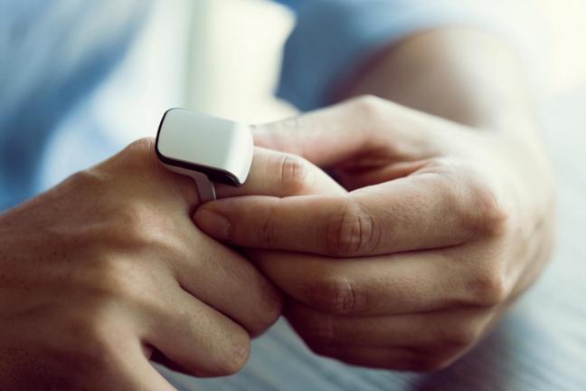 Zmień swój palec w smartfon Smart Ringi ORII