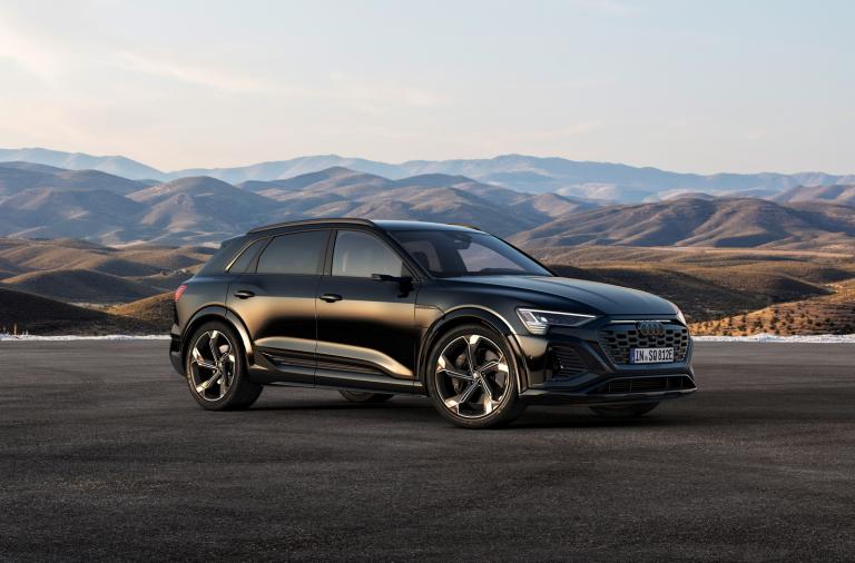 Nowe Audi Q8 e-tron. Udoskonalona wydajność i zasięg, wyrafinowany dizajn
