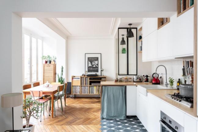 A Parisian flat for a young couple