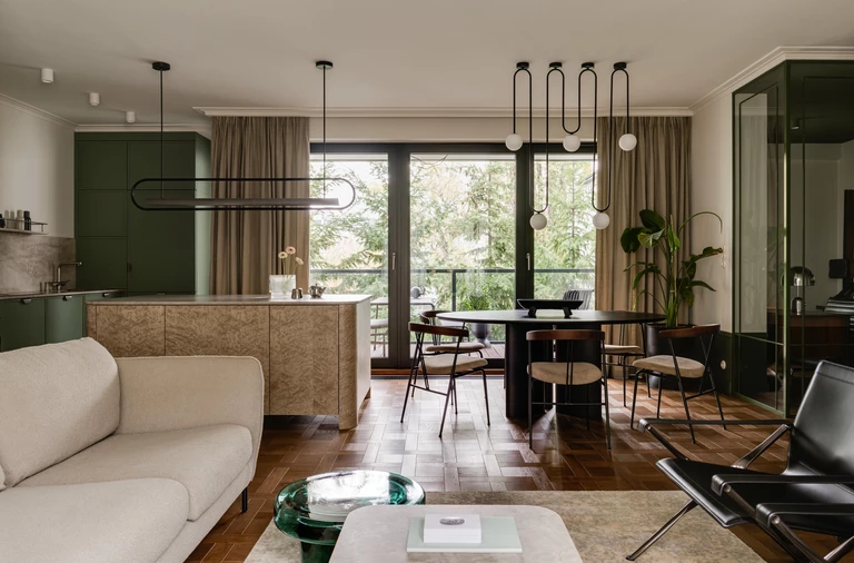 Berliński charakter, warszawski adres. Apartament według Mana Design