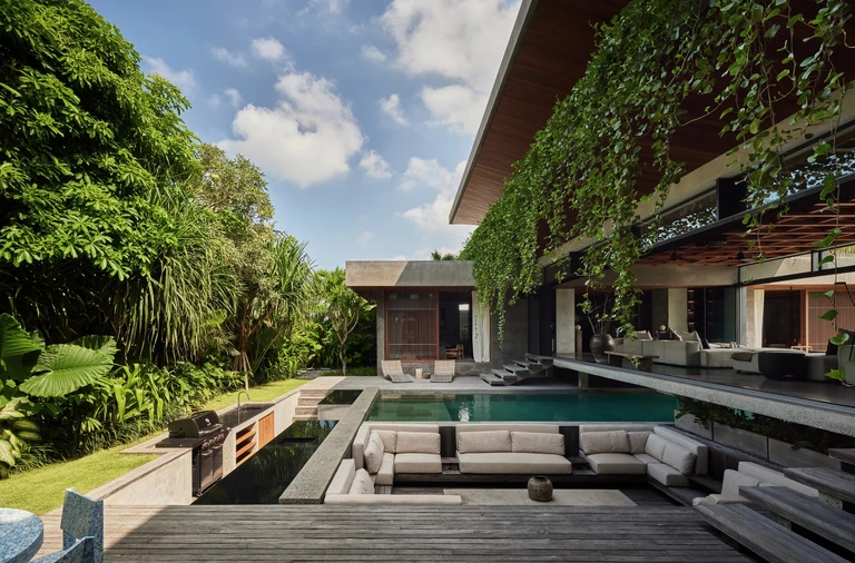 Japoński design, tropikalny modernizm. Oto dom na Bali