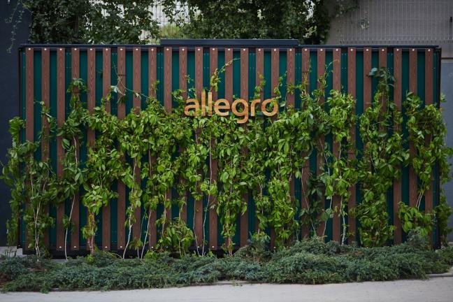 Zielone paczkomaty od Allegro