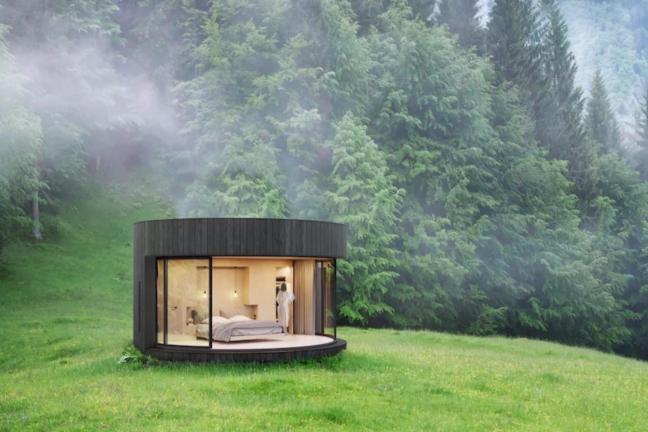 A round house in the midst of nature