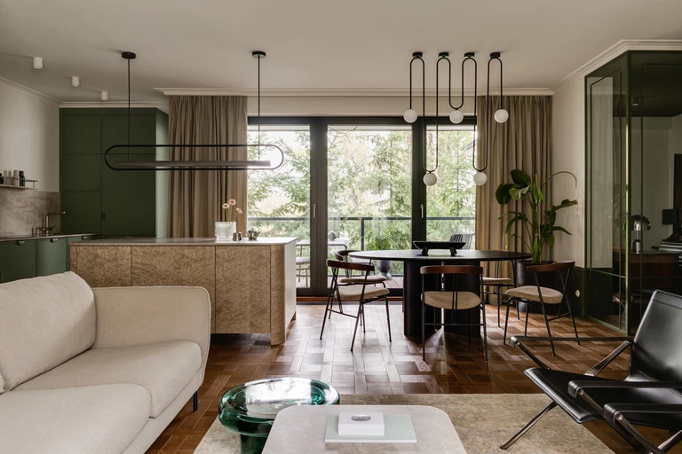 Berliński charakter, warszawski adres. Apartament według Mana Design