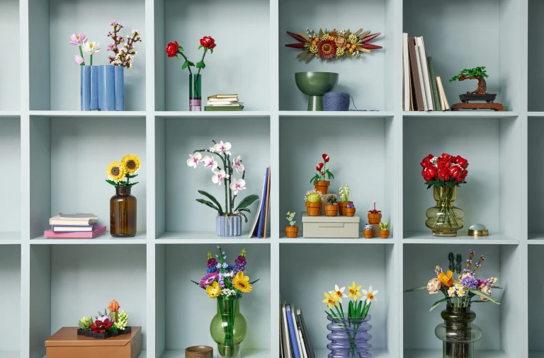 Kwiatowe zestawy LEGO® Botanicals – oryginalny pomysł na prezent na Dzień Matki!