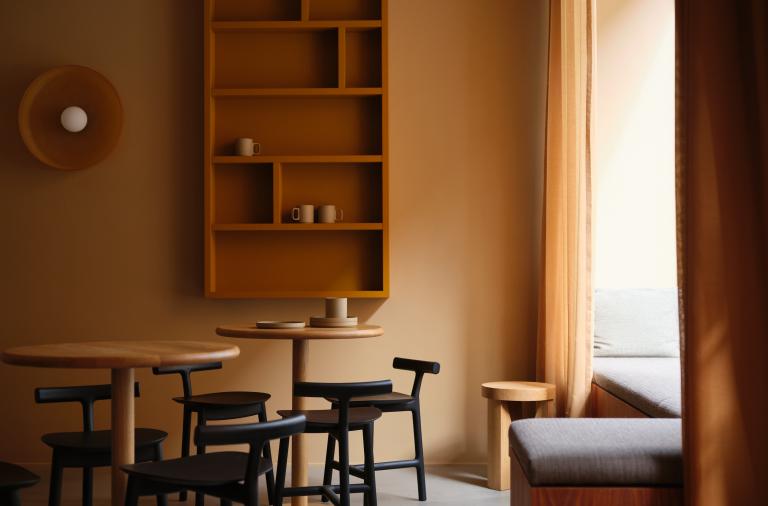 Unusual wine bar where you can work