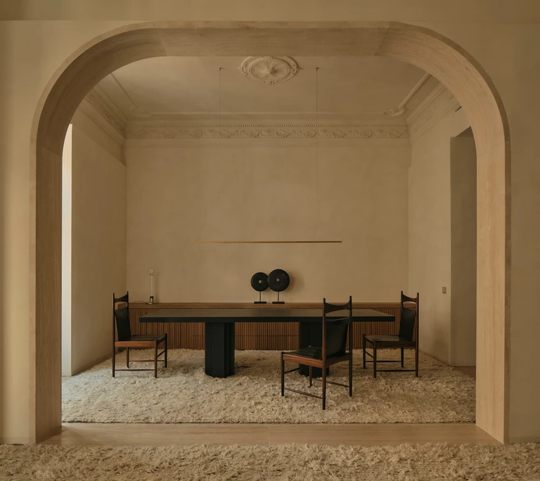 Współczesność w dialogu z modernizmem. 300-metrowy apartament w Walencji