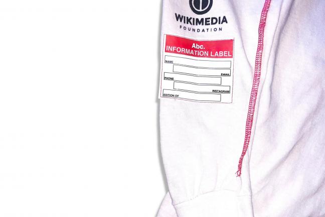 Wikipedia stworzyła własną kolekcję ubrań
