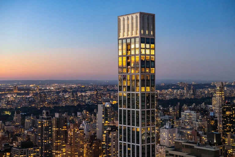 Ponadczasowy monolit nad East River. Sutton Tower zdobywa nagrodę BLT Built Design Award
