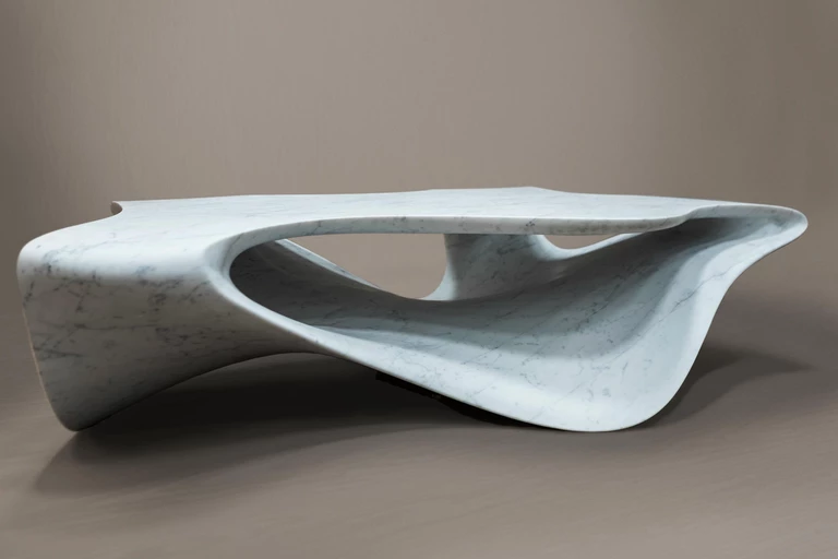 Kolekcja mebli Erosion od Zaha Hadid Architects bada geologię i ergonomię