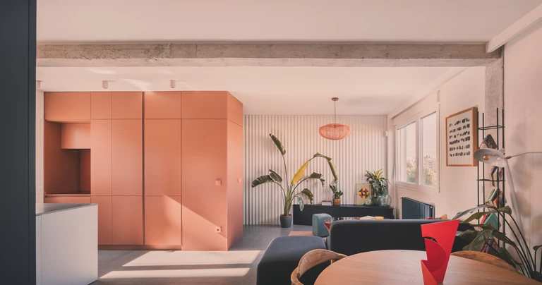 Trójwymiarowy kolaż: House 64 od OOIIO Architecture