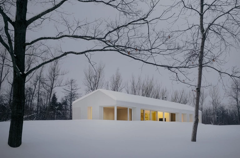 Timbertop House – nowoczesna interpretacja wiejskiego domu