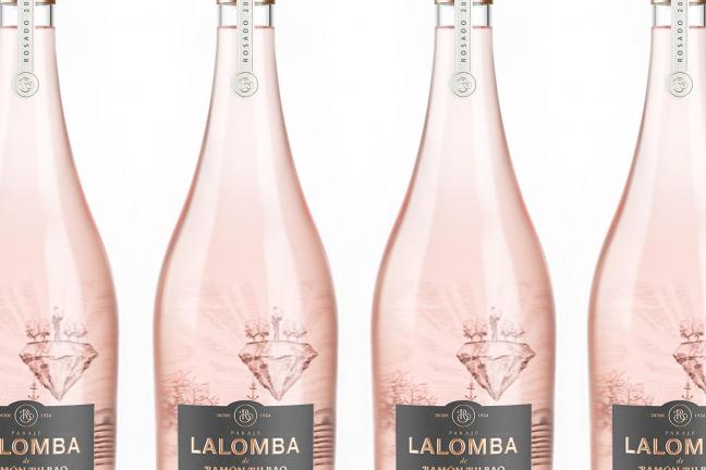 LaLomba - wine that pleases the eye