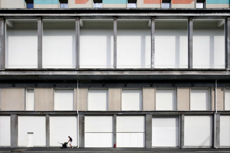 Palais des Expositions w Charleroi - zwycięzca Nagrody Miesa van der Rohe 2026