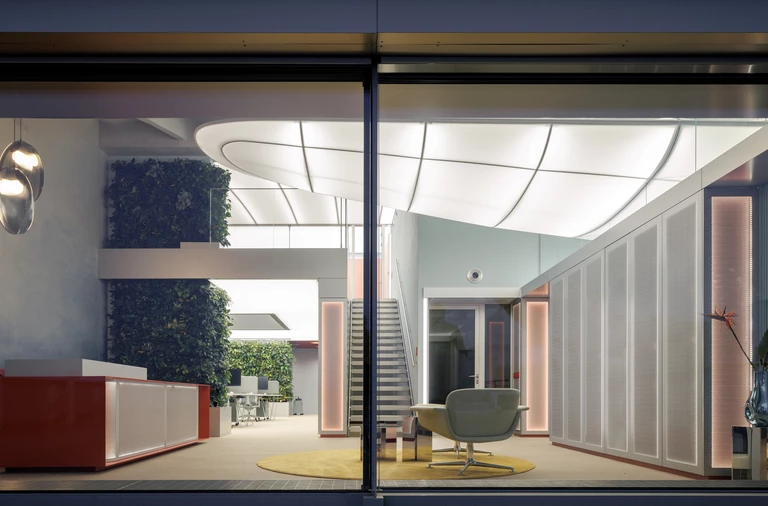 Scenografia pracy w praskim Blueriot