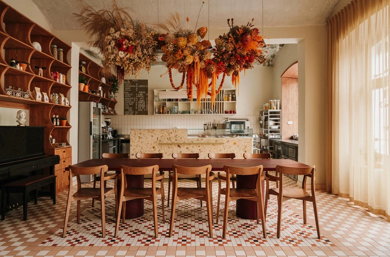 Szwecja na Kazimierzu. Restauracja Dala według projektu biura Znamy się