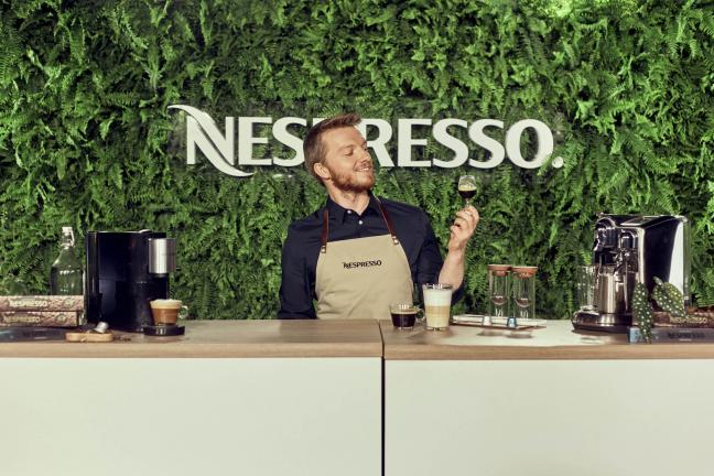 Nespresso Masterclass – wirtualne spotkanie przy kawie z Marią Dębską i Jarosławem Kuźniarem