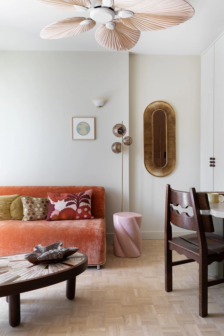 Lekcja ergonomii. 32 metry kwadratowe w Paryżu według Studio Dallas