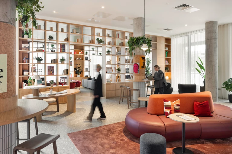 Wspólna kuchnia i szafa jak szwajcarski scyzoryk. Tak mieszka się w sercu Dublina