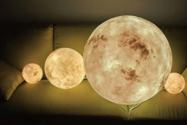 Księżycowa lampa LUNA